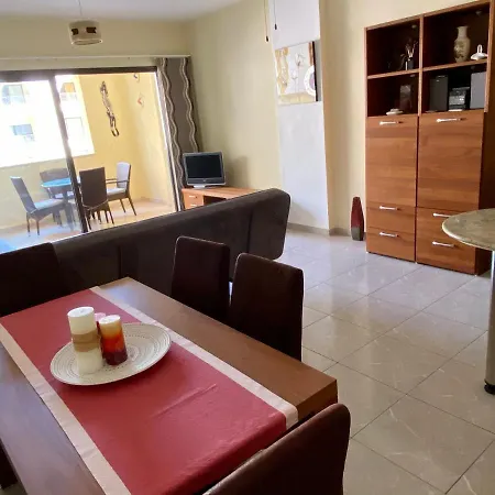 Luxury Apartment, Close To The Sea Apartmán